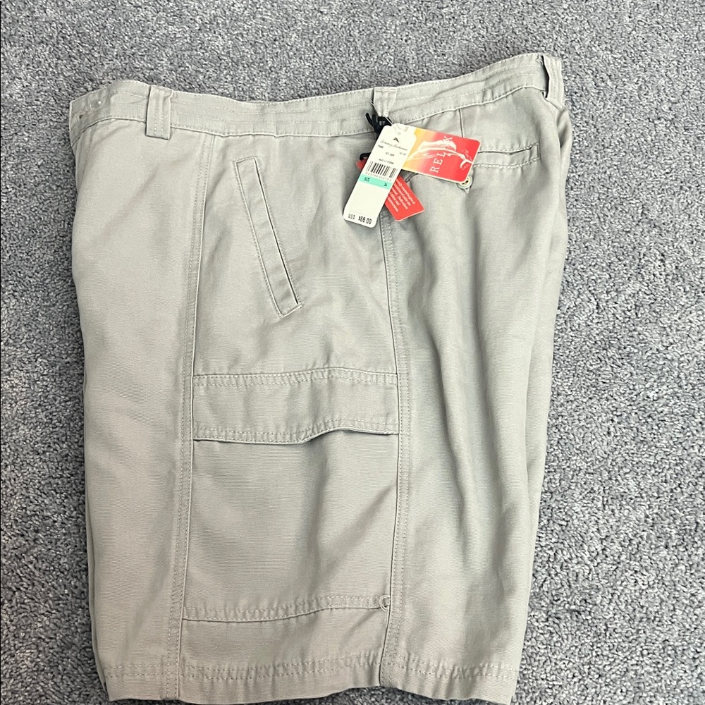 Men’s cargo shorts